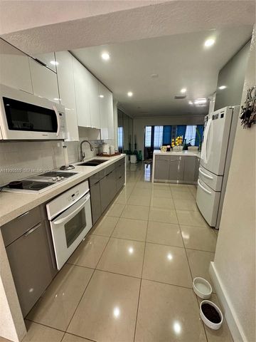 5010 E 1st Ave 5010, Hialeah, FL 33013