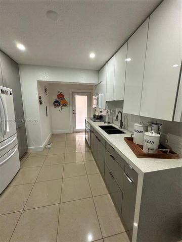 5010 E 1st Ave 5010, Hialeah, FL 33013