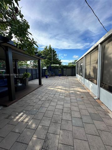 5010 E 1st Ave 5010, Hialeah, FL 33013