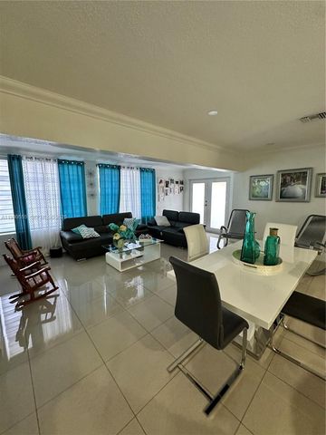 5010 E 1st Ave 5010, Hialeah, FL 33013