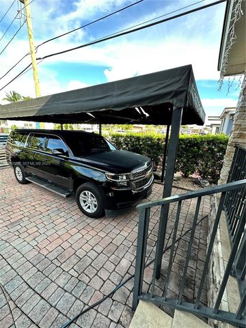 5010 E 1st Ave 5010, Hialeah, FL 33013