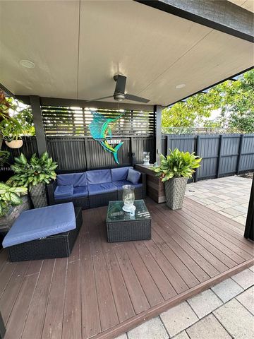 5010 E 1st Ave 5010, Hialeah, FL 33013