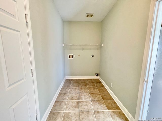 18310 Redwood, San Antonio, TX 78259