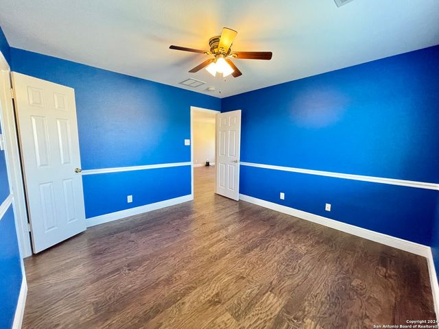 18310 Redwood, San Antonio, TX 78259