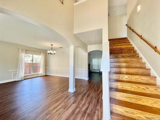 18310 Redwood, San Antonio, TX 78259