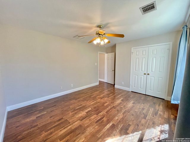 18310 Redwood, San Antonio, TX 78259