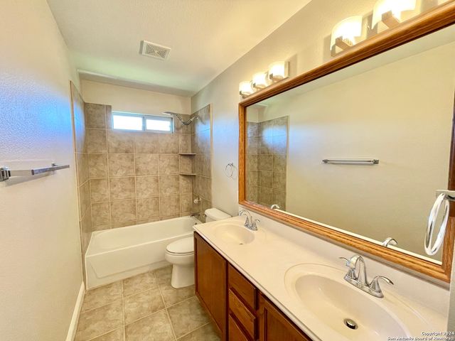 18310 Redwood, San Antonio, TX 78259