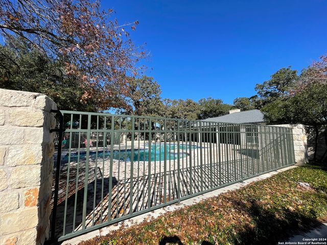 18310 Redwood, San Antonio, TX 78259