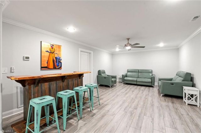 5461 Meadowlark Court, Winston-salem, NC 27106