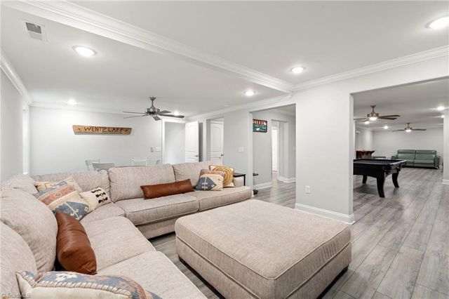 5461 Meadowlark Court, Winston-salem, NC 27106