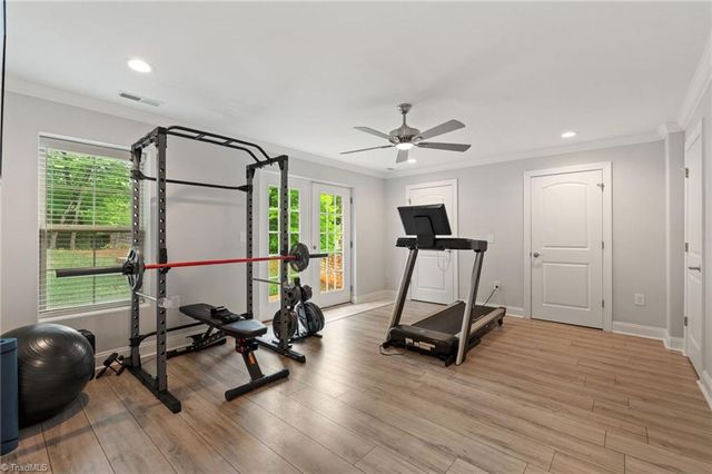 5461 Meadowlark Court, Winston-salem, NC 27106