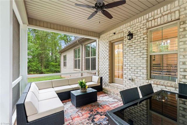 5461 Meadowlark Court, Winston-salem, NC 27106