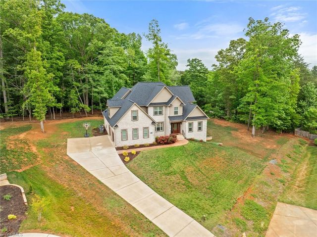 5461 Meadowlark Court, Winston-salem, NC 27106