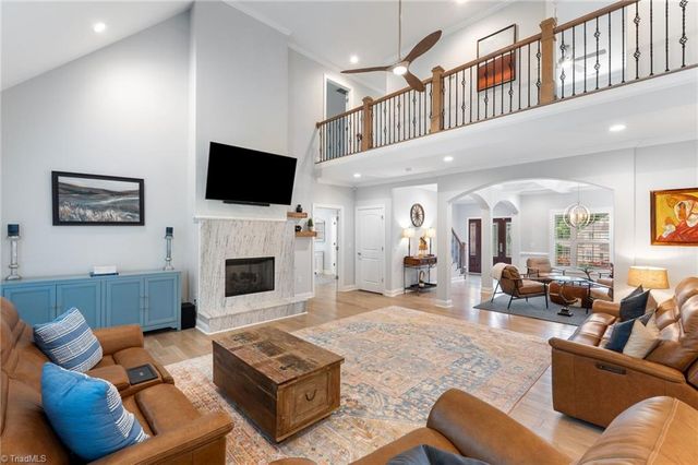 5461 Meadowlark Court, Winston-salem, NC 27106