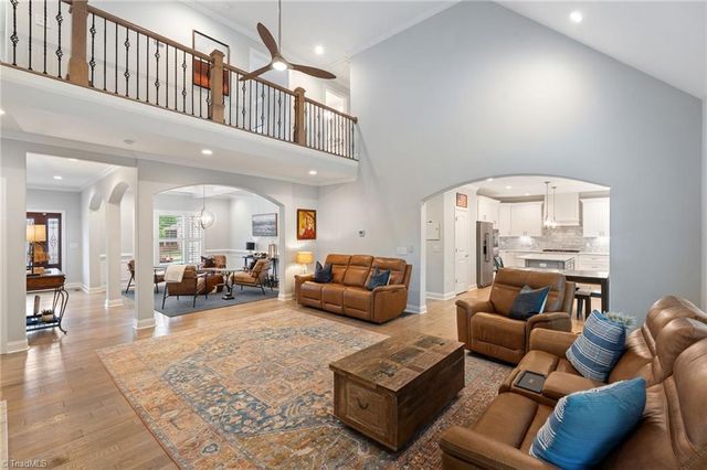 5461 Meadowlark Court, Winston-salem, NC 27106