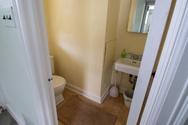 1334 E CARDEZA ST, Philadelphia, PA 19119