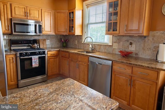 1334 E CARDEZA ST, Philadelphia, PA 19119