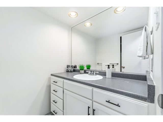 790 N Washington St 410, Denver, CO 80203