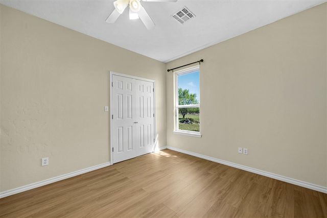 20621 SW Lee Blvd, Indiahoma, OK 73552