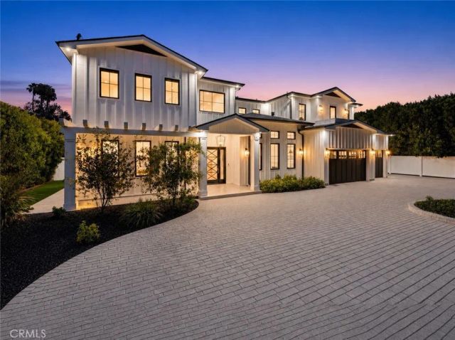 17319 Magnolia Boulevard, Encino, CA 91316