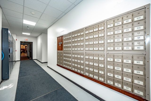140 Chestnut St 402, Springfield, MA 01103