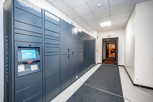140 Chestnut St 402, Springfield, MA 01103