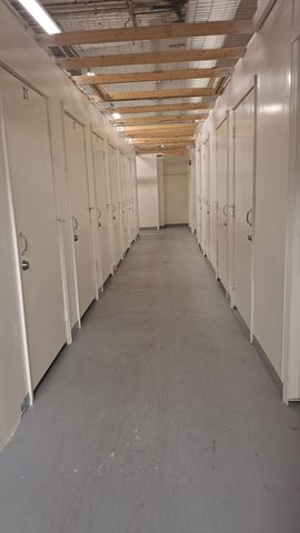 140 Chestnut St 402, Springfield, MA 01103