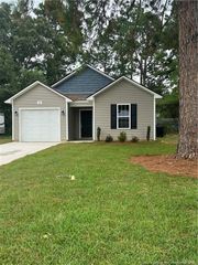 319 Bighorn Drive, Fayetteville, NC 28303