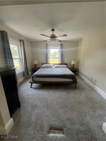 3181 Scarborough Road, Cleveland Heights, OH 44118