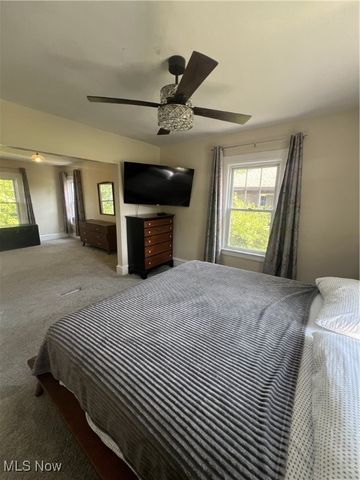 3181 Scarborough Road, Cleveland Heights, OH 44118