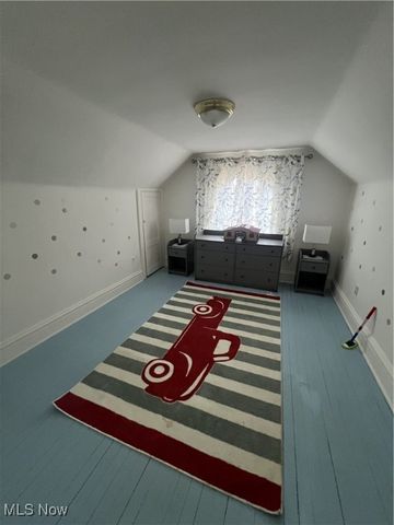 3181 Scarborough Road, Cleveland Heights, OH 44118