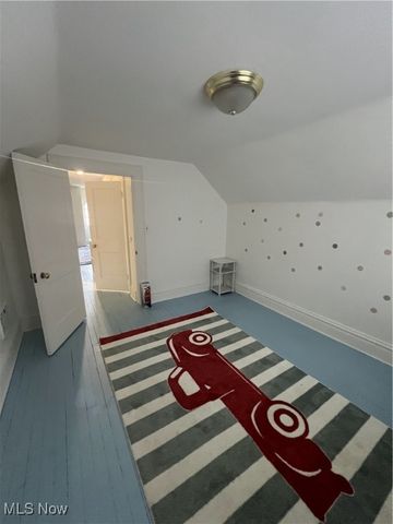 3181 Scarborough Road, Cleveland Heights, OH 44118