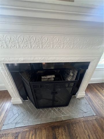 3181 Scarborough Road, Cleveland Heights, OH 44118