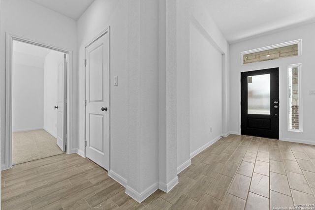 4106 Hampshire Way, San Antonio, TX 78245