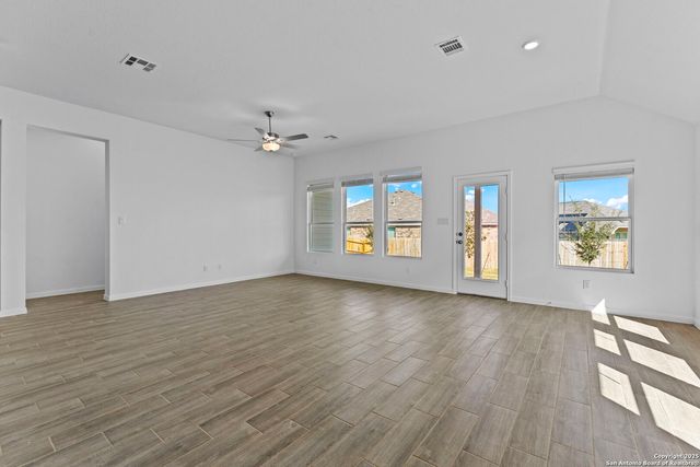 4106 Hampshire Way, San Antonio, TX 78245