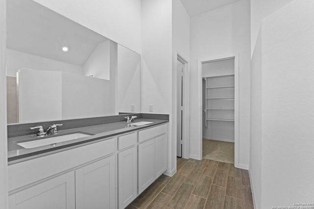 4106 Hampshire Way, San Antonio, TX 78245