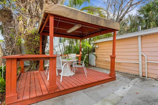 18 HEILWOOD STREET, Clearwater, FL 33767