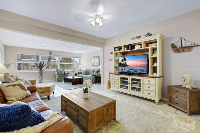 18 HEILWOOD STREET, Clearwater, FL 33767