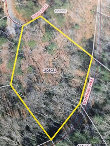 575 Shannons Walk, Lake Lure, NC 28746