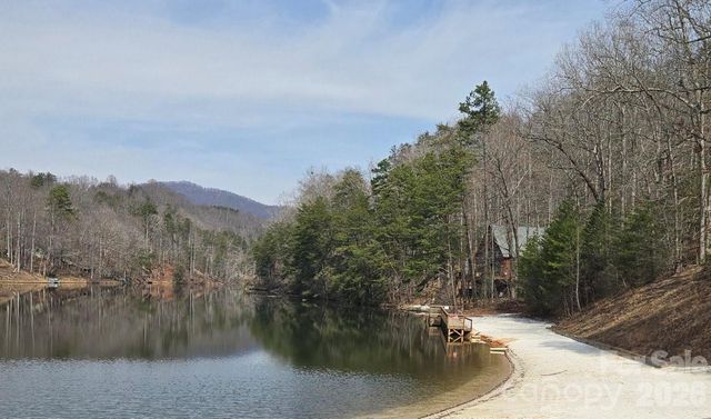 575 Shannons Walk, Lake Lure, NC 28746