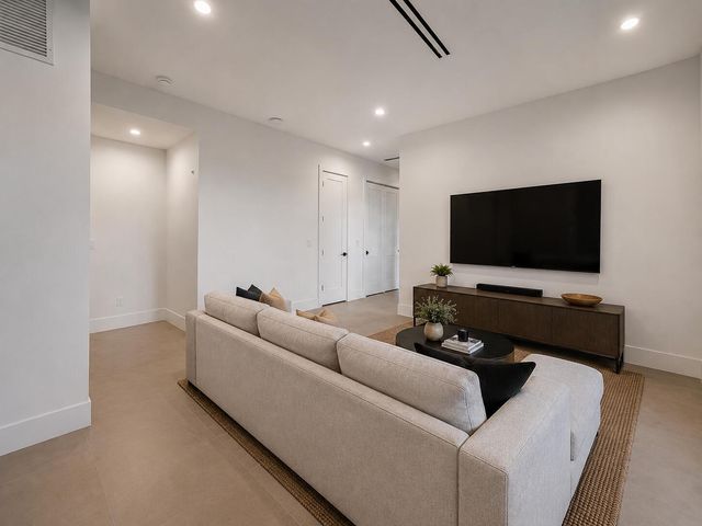 16733 Mosaic Place, Delray Beach, FL 33446