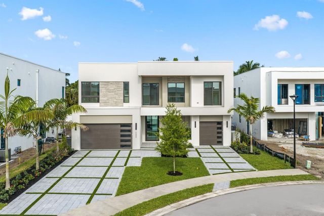 16733 Mosaic Place, Delray Beach, FL 33446