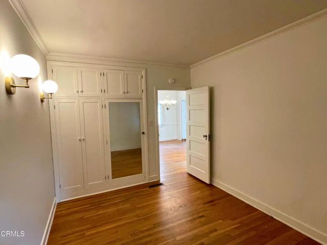 31 Oak Knoll Gardens Drive, Pasadena, CA 91106