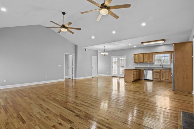 124 Boone Way, Richmond, KY 40475