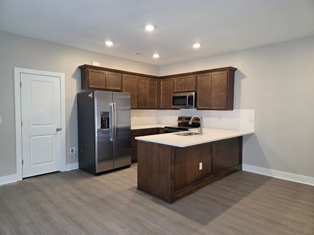 2437 S Wheatland Ct, Wichita, KS 67235