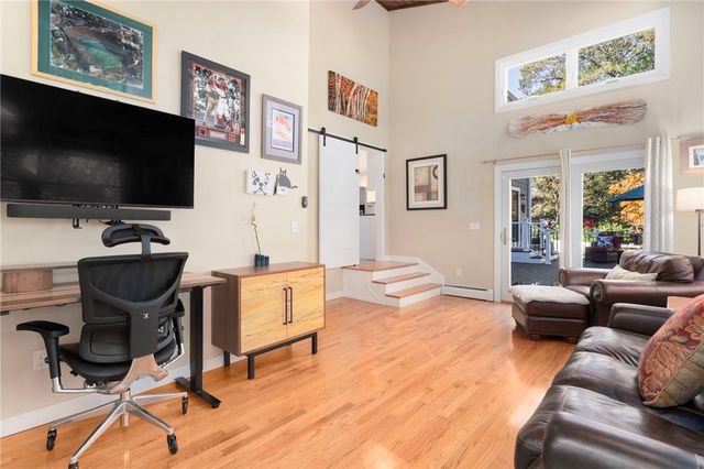 180 Boulder View Drive, Warwick, RI 02886