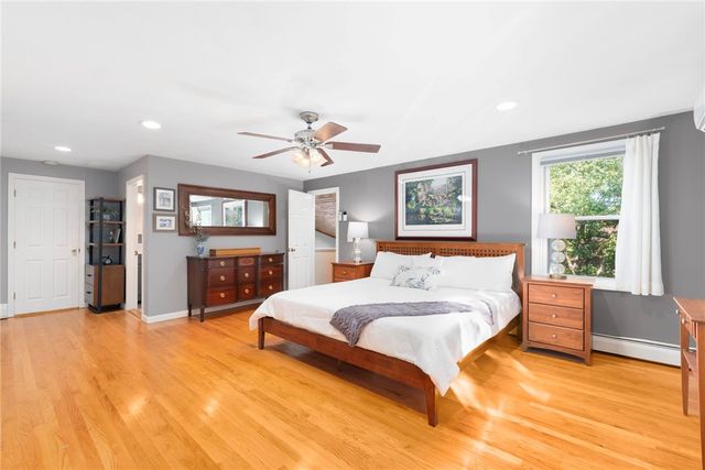 180 Boulder View Drive, Warwick, RI 02886