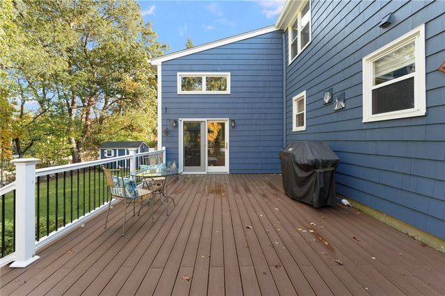 180 Boulder View Drive, Warwick, RI 02886