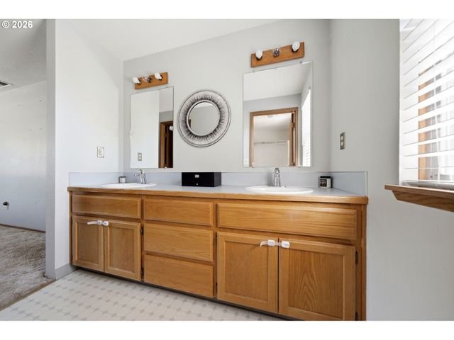 13505 Ne 79TH Cir, Vancouver, WA 98682