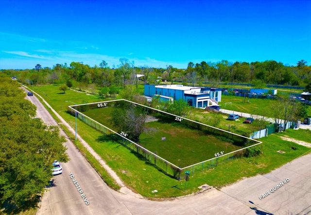 5704 W Tc Jester Boulevard, Houston, TX 77091